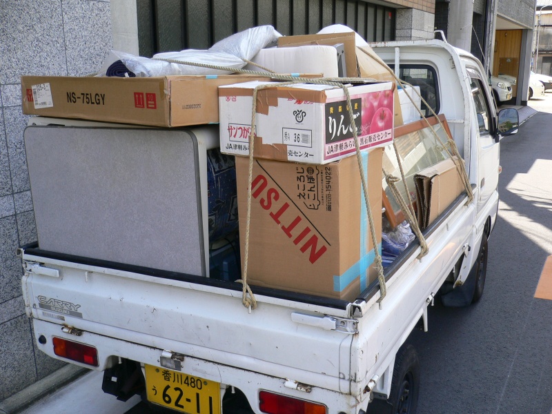 高松　倉庫内の不用品回収でお伺い致しました。
