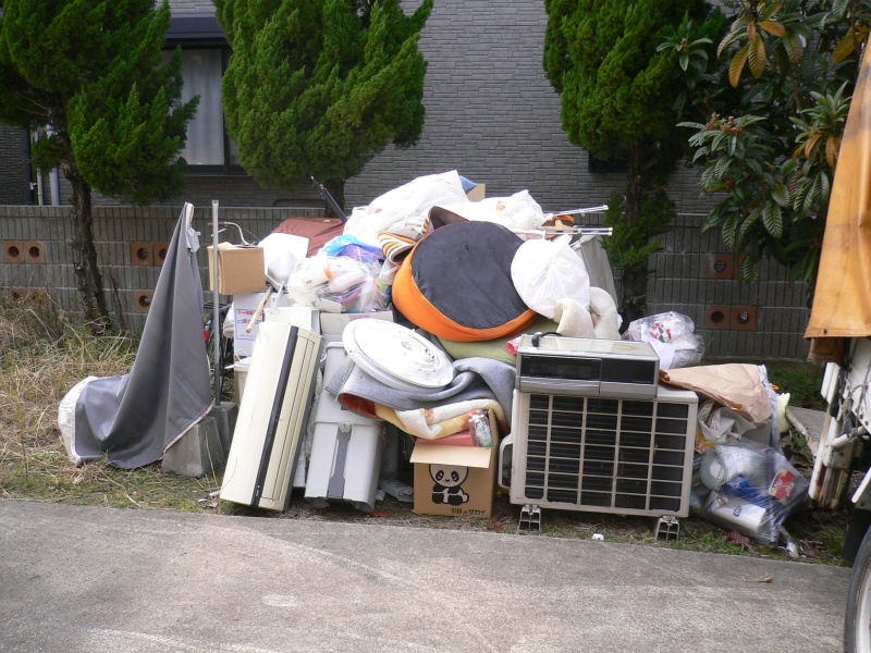 高松　引っ越しの際の粗大ごみ回収  ご不用品回収をいたしました