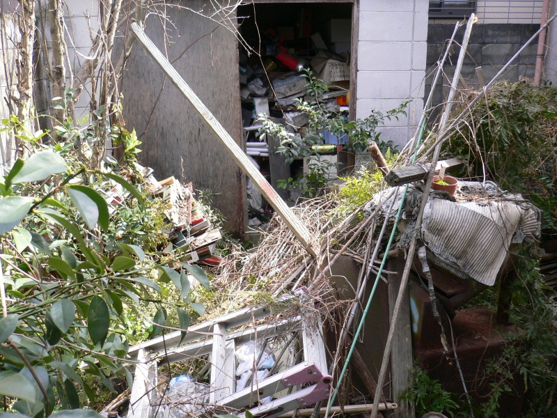 高松　お庭のゴミ回収　を致しました
