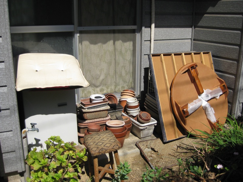 高松市　お庭の植木鉢などの回収依頼