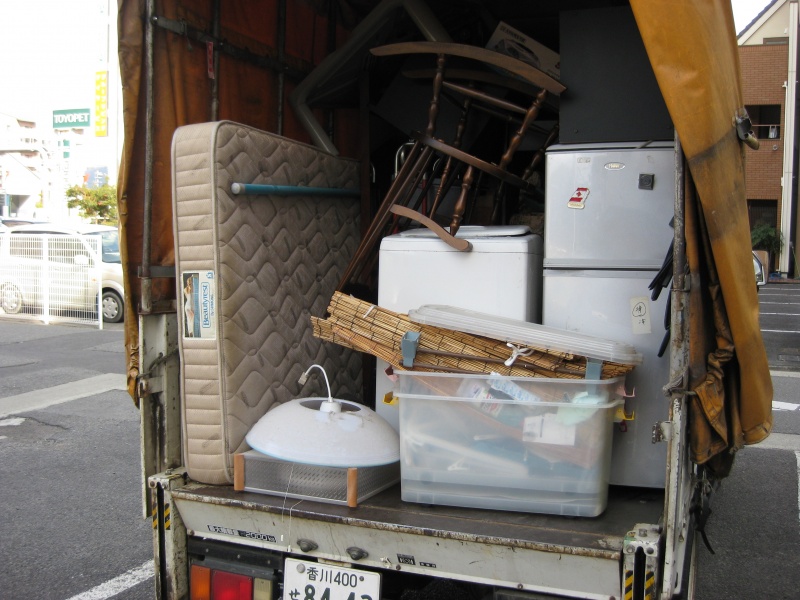 高松　引越しに伴う不要品回収