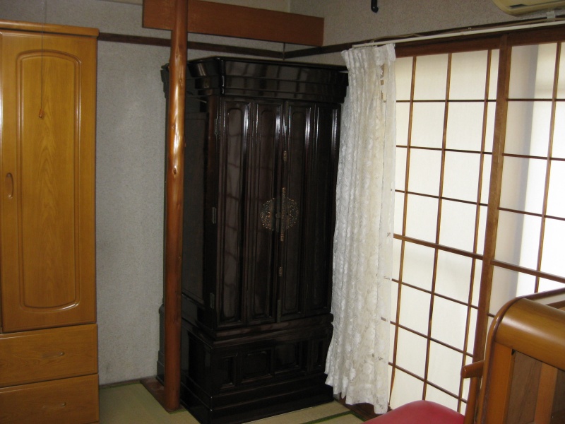 高松　お仏壇の搬出を行いました