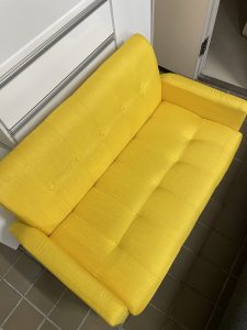 ソファーの買い取り依頼です。