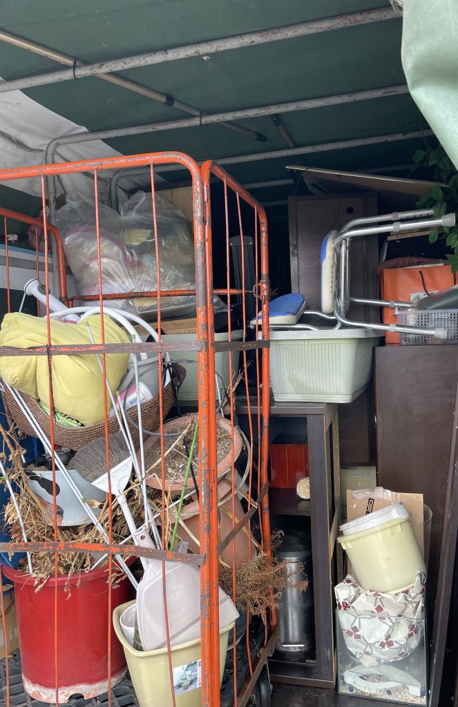 高松市由良町で不用品回収を実施しました。