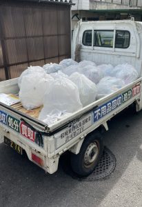 個人のお客様宅、月に1度の定期回収を行いました。
