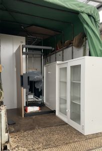 高松市寿町で事務所移転に伴う不用品回収です。