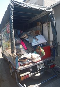高松市岡本町で布団・衣類の回収を実施しました。