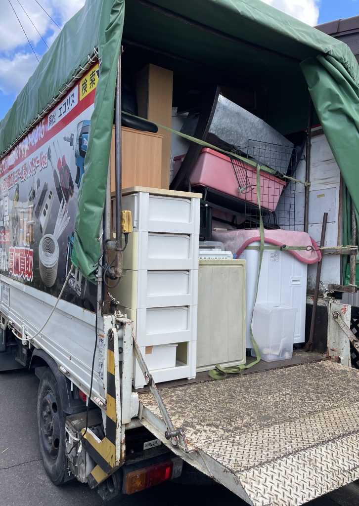引っ越しに伴う不用品回収です！